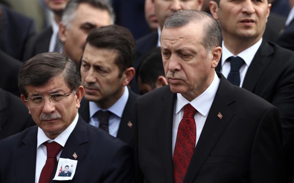 Ανατρέπονται οι ισορροπίες στην Τουρκία
